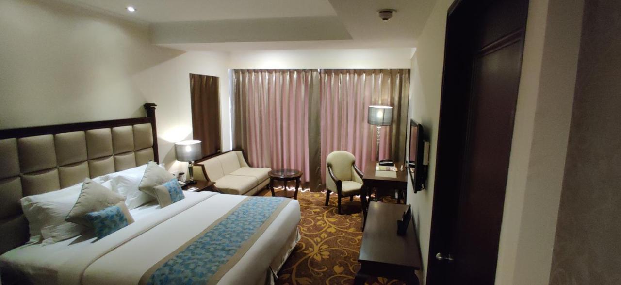 Country Inn & Suites By Radisson, Bathinda Extérieur photo