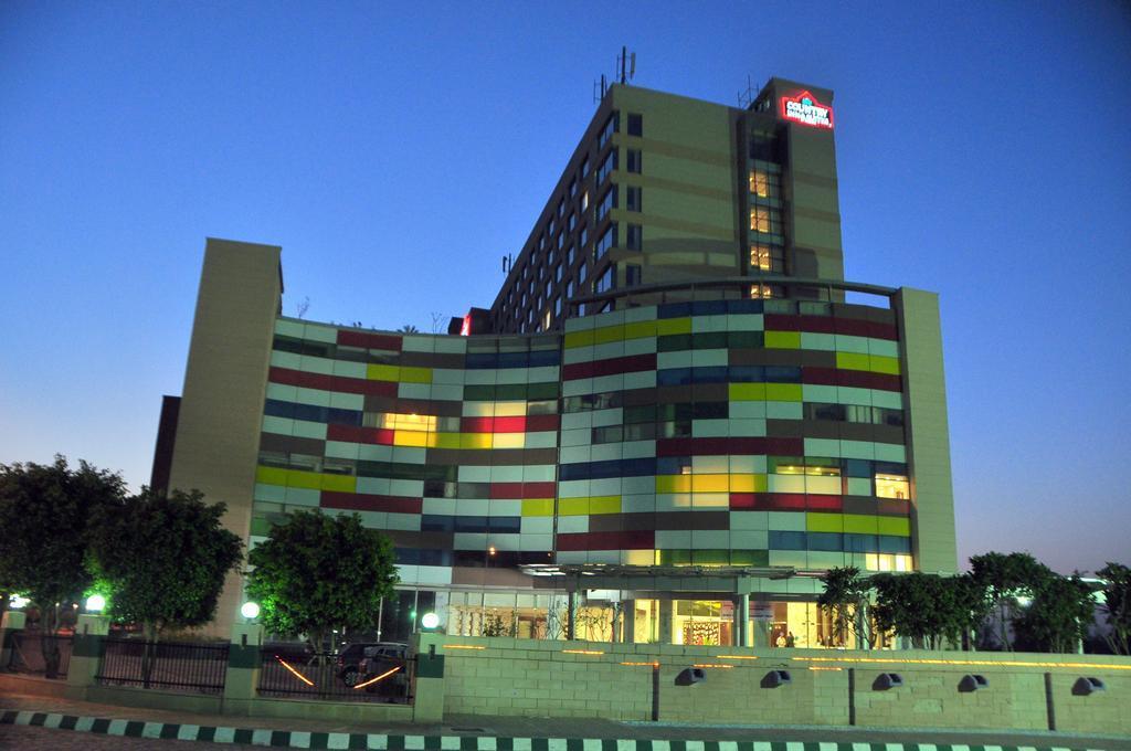 Country Inn & Suites By Radisson, Bathinda Extérieur photo