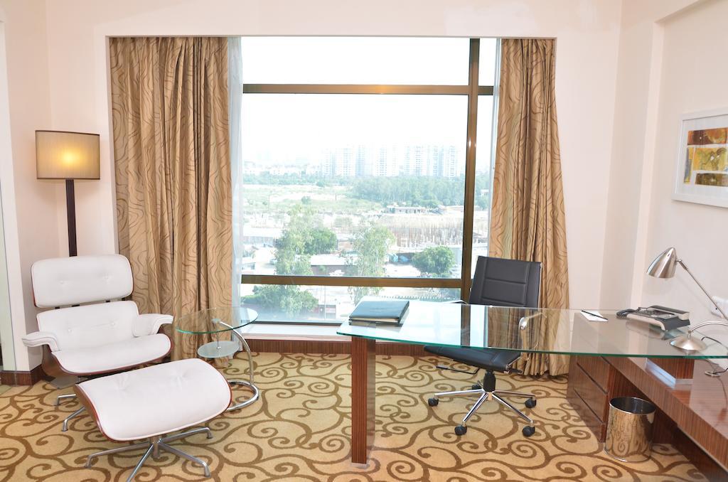 Country Inn & Suites By Radisson, Bathinda Extérieur photo