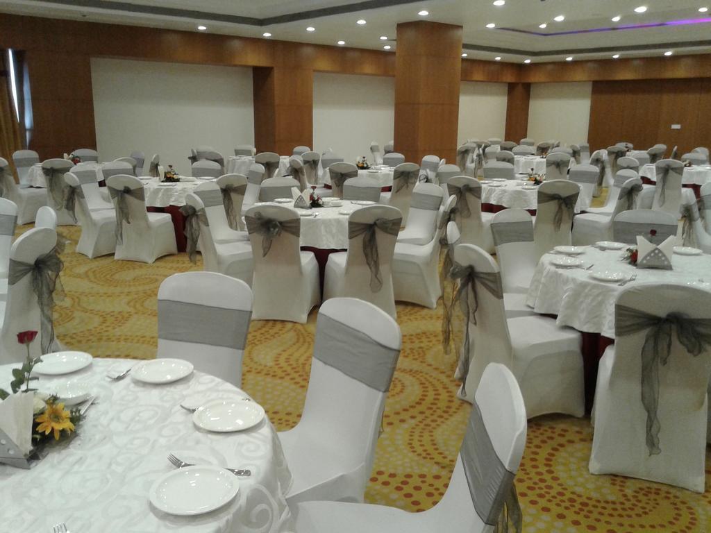 Country Inn & Suites By Radisson, Bathinda Extérieur photo
