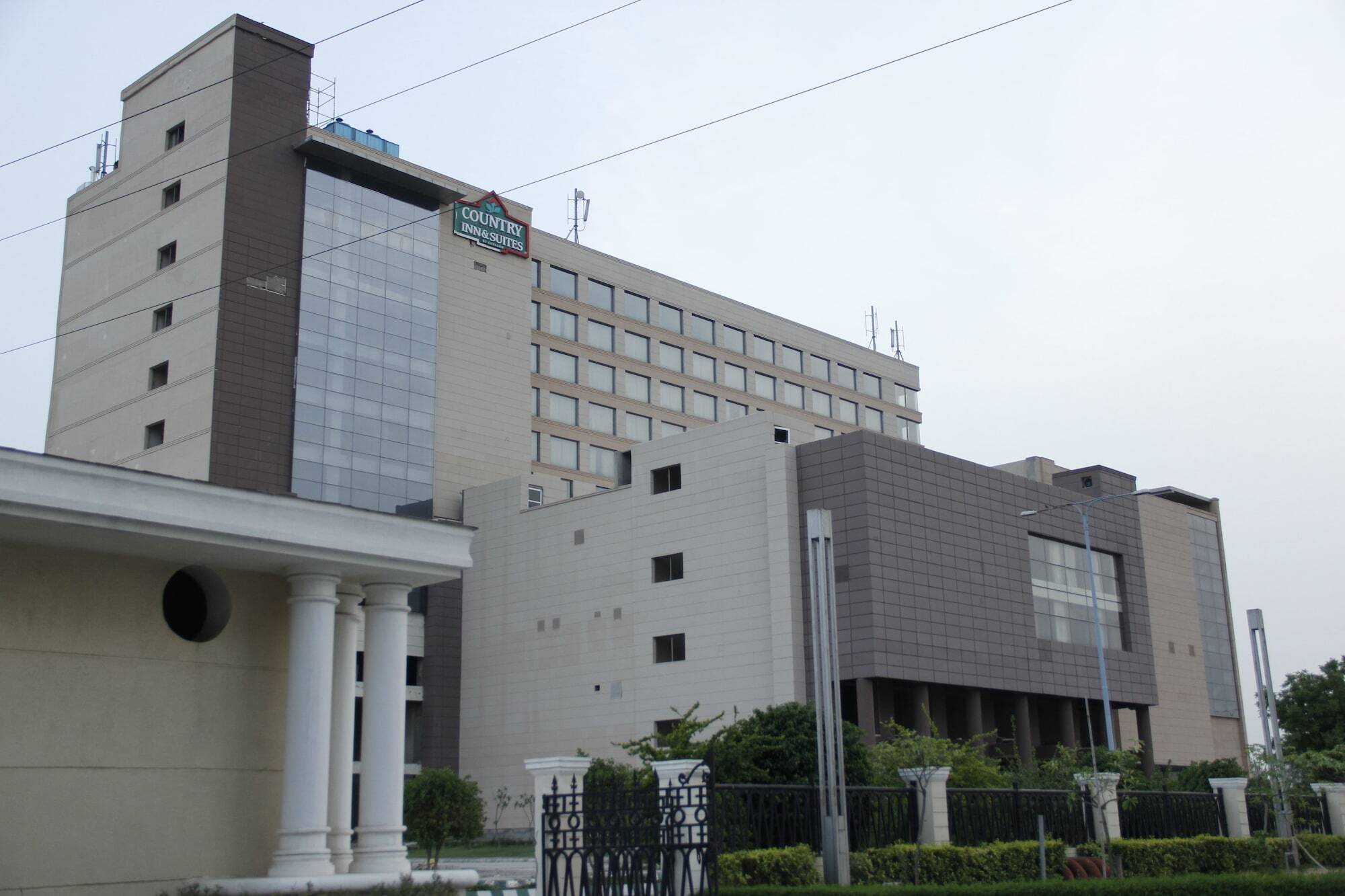 Country Inn & Suites By Radisson, Bathinda Extérieur photo